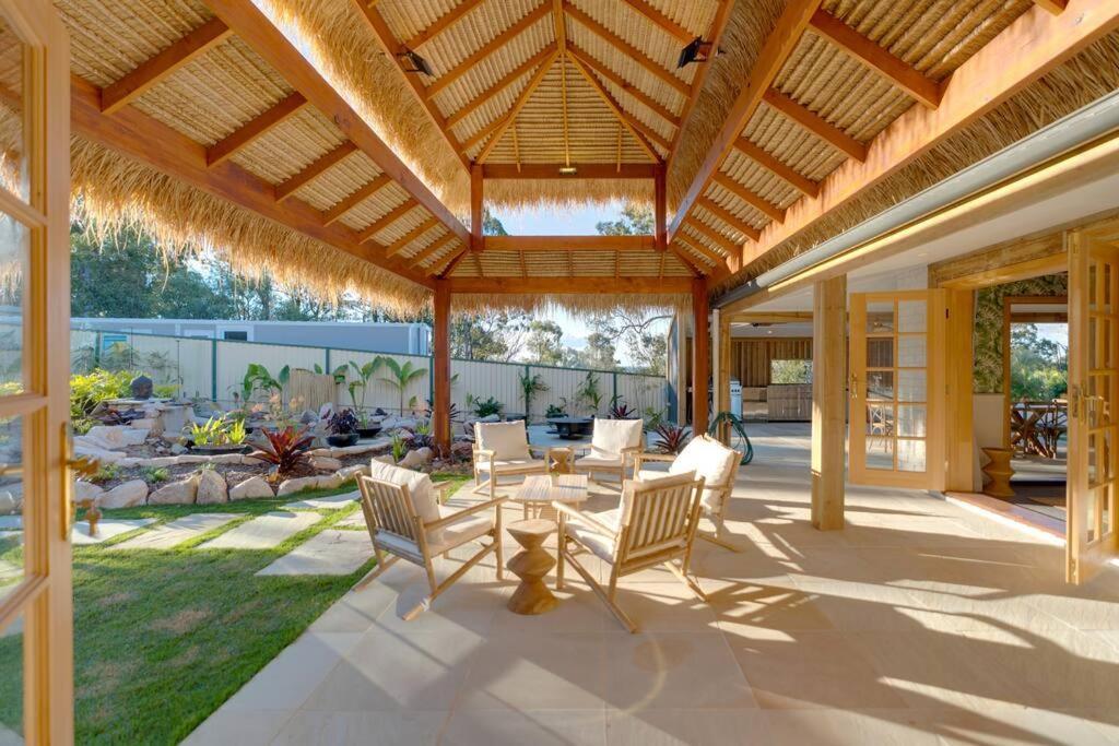 Elegant Coastal Escape In The Heart Of