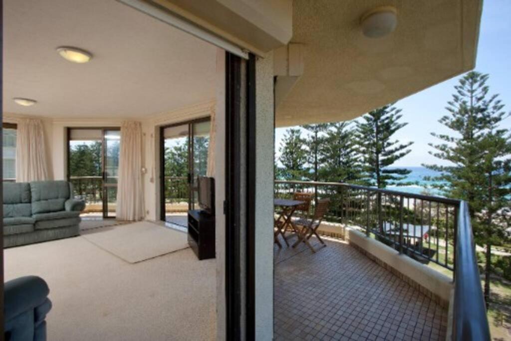 Apartment Mahana! Burleigh 70's Style 2bed
