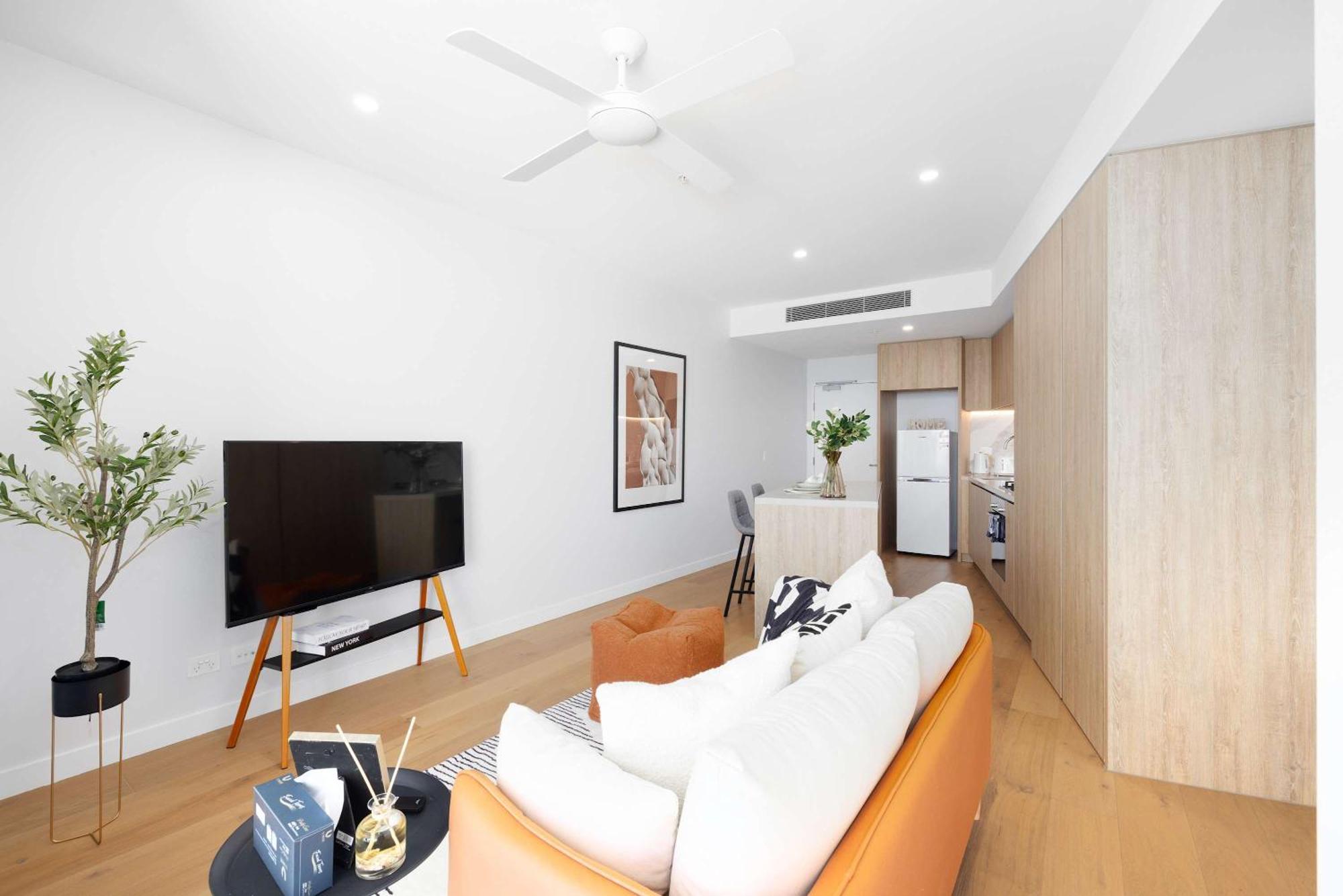 Apartment Modern 1br Steps From Casino & Pacific Fair