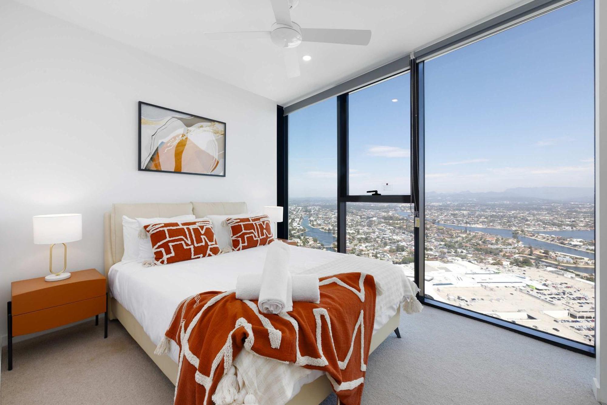 Modern 1br Steps From Casino & Pacific Fair *