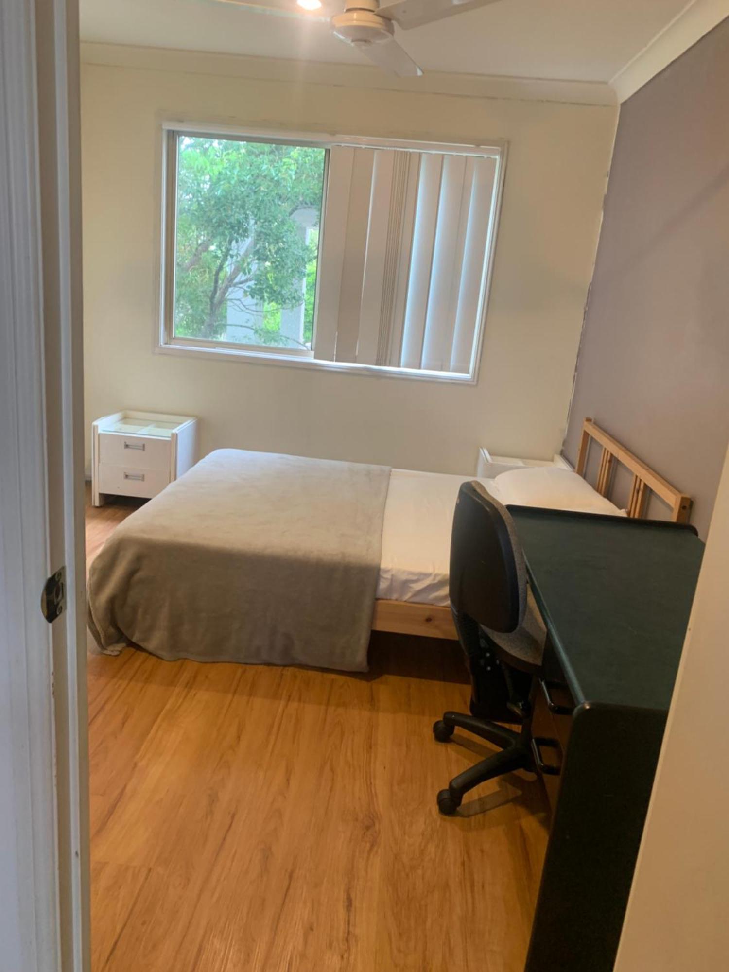 Sky Bnb Room With Own Bathroom Homestay Gold Coast