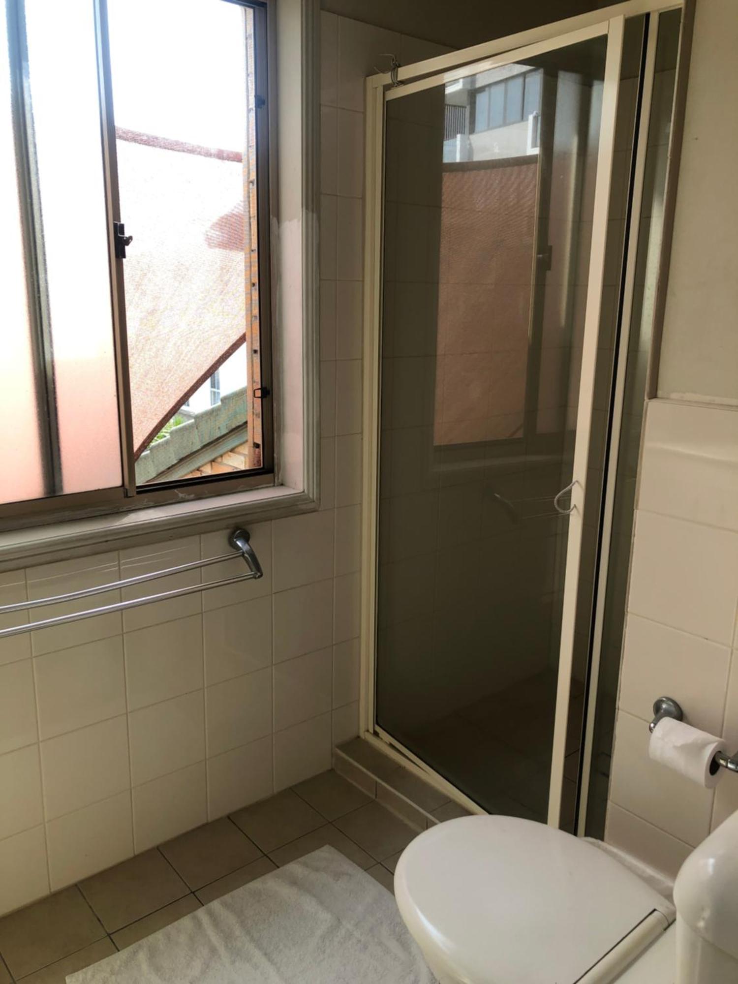 Sky Bnb Room With Own Bathroom *