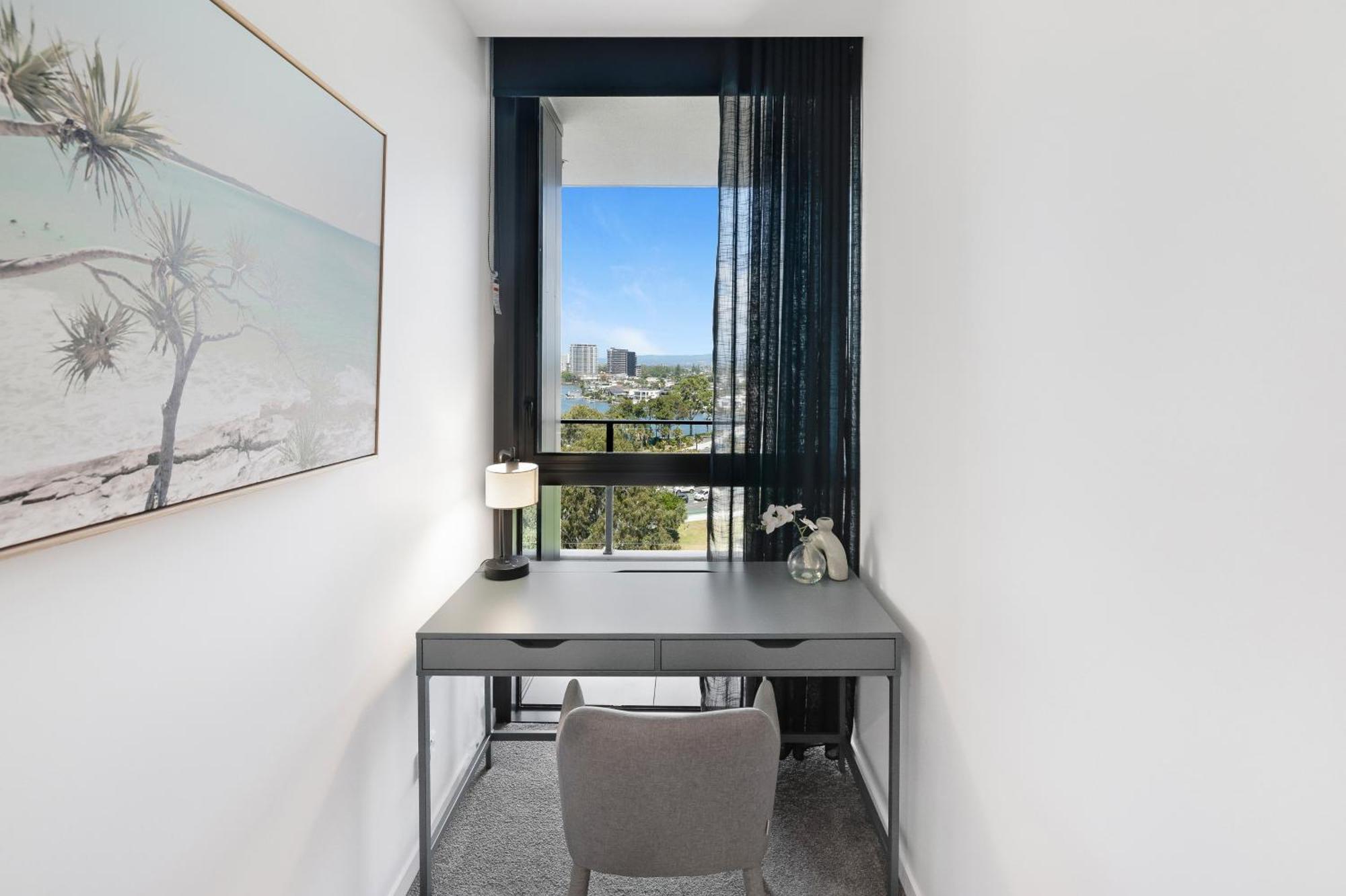 Apartment Brand New Modern 2bed 2bath Canal View *