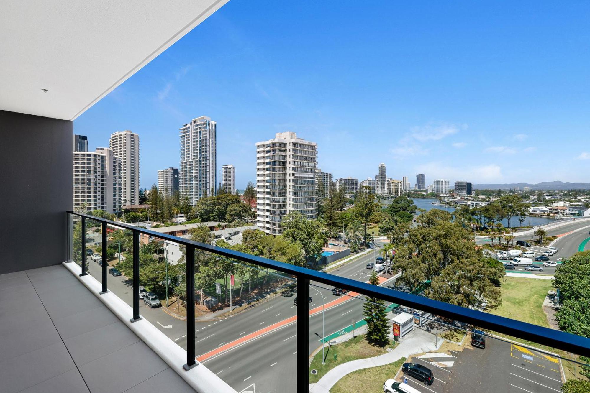 Apartment Brand New Modern 2bed 2bath Canal View *