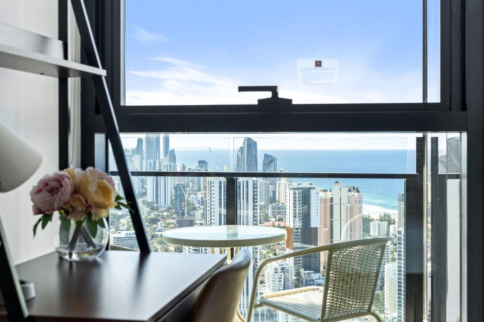 Apartamento 2 Bedroom 1 Bathroom Private At Casino - Paid Parking Only Gold Coast