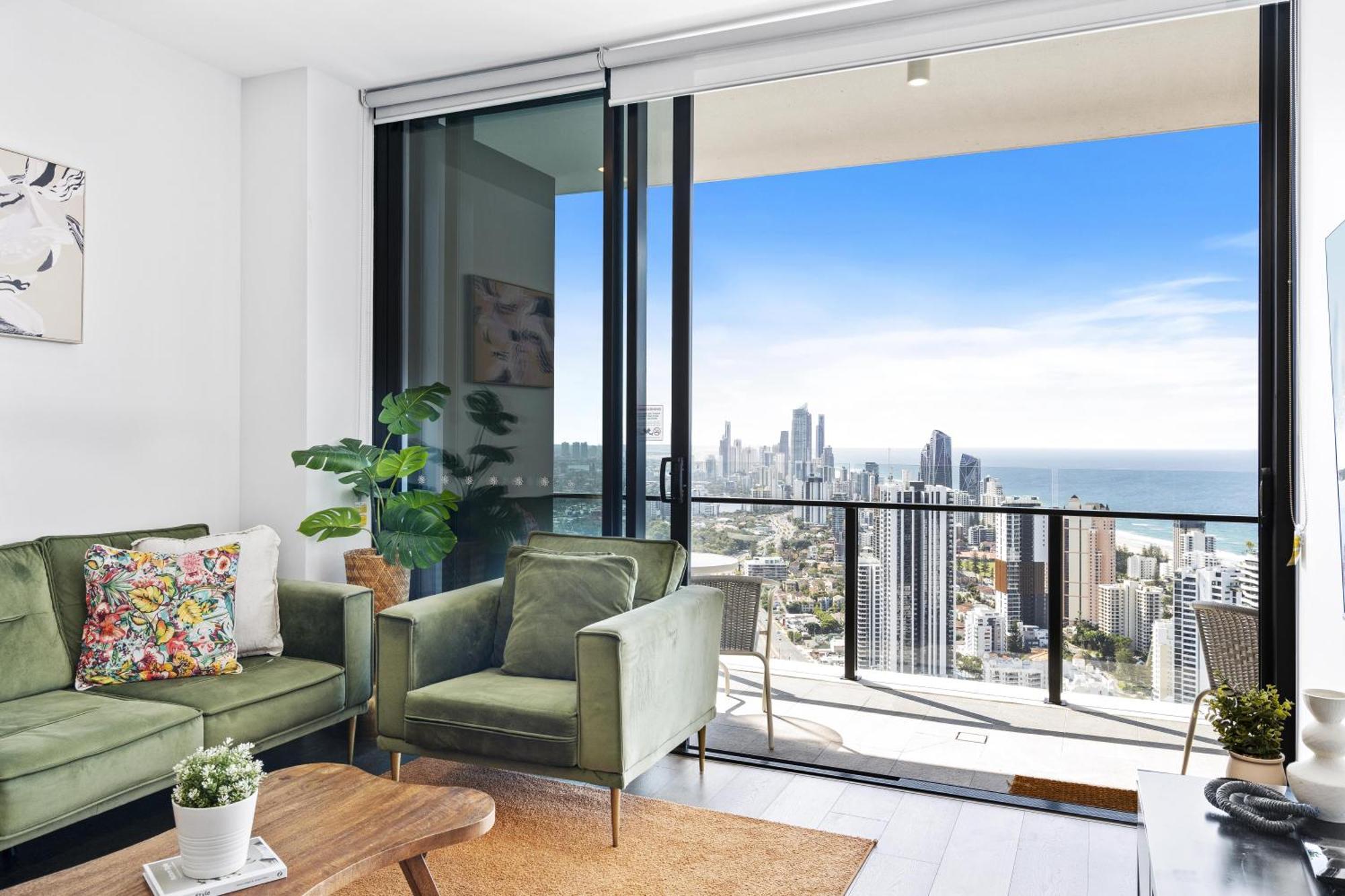 2 Bedroom 1 Bathroom Private At Casino - Paid Parking Only
