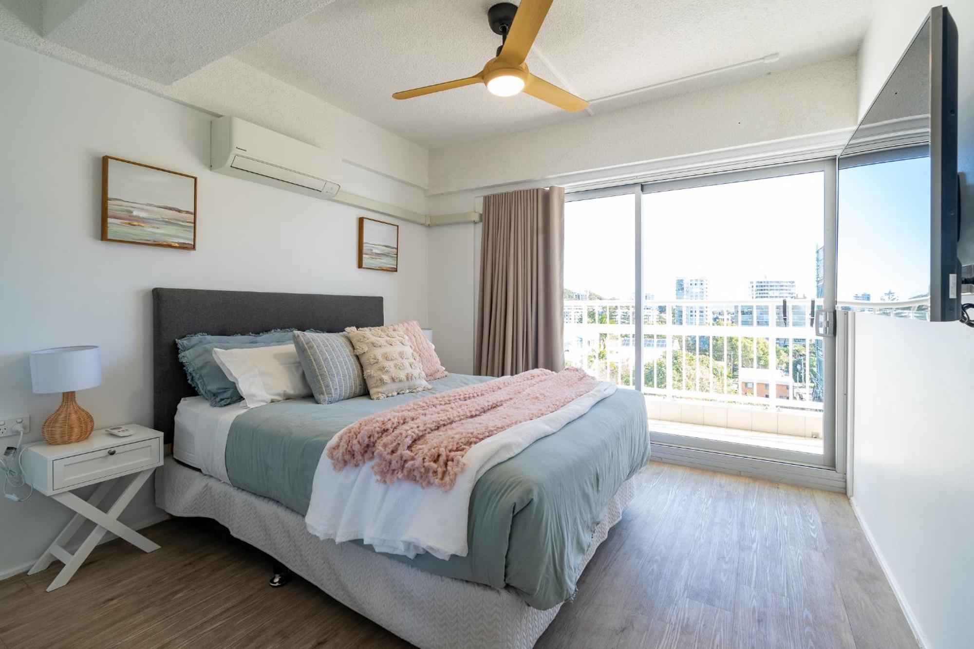 Burleigh Point Vibes 2 Bed Gold Coast