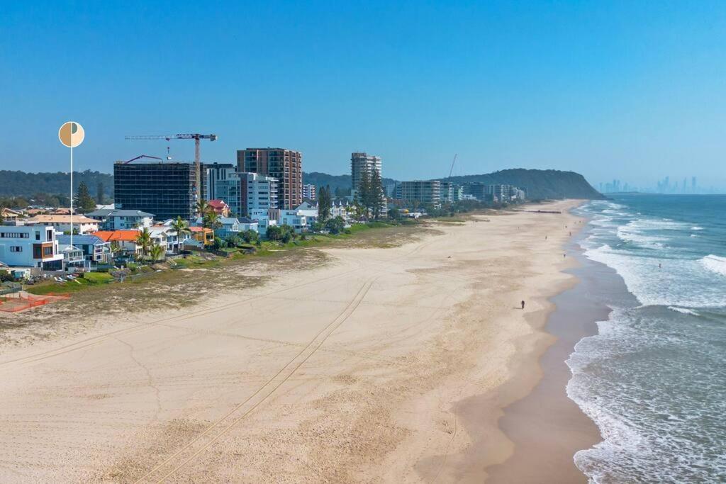 Seaside Serenity Exclusive Beachfront Escape Casa de férias Gold Coast
