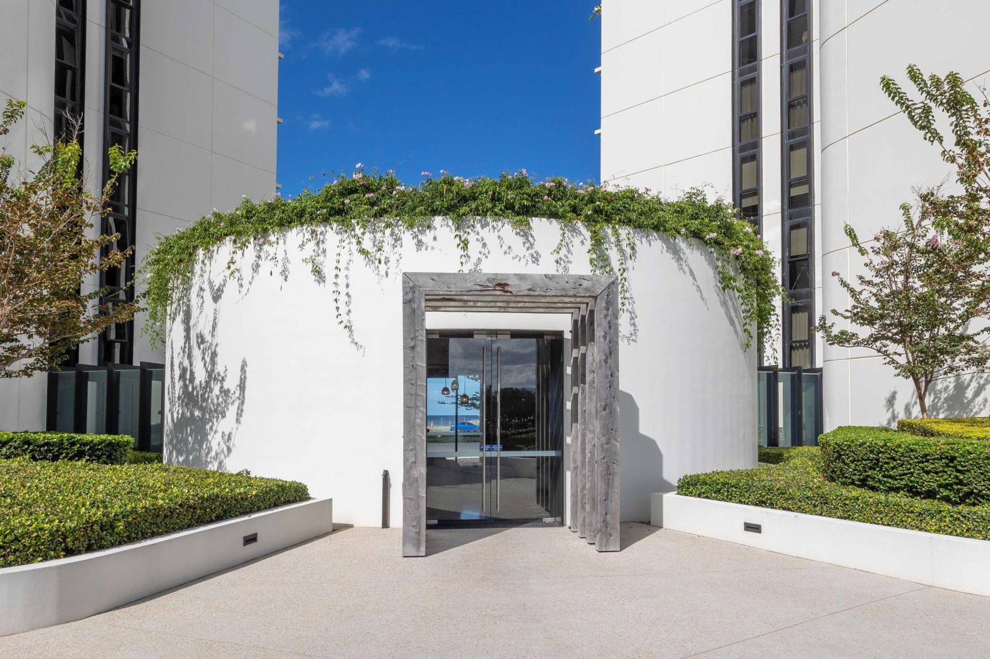 Luxe Oceanview In Palm Apartment *