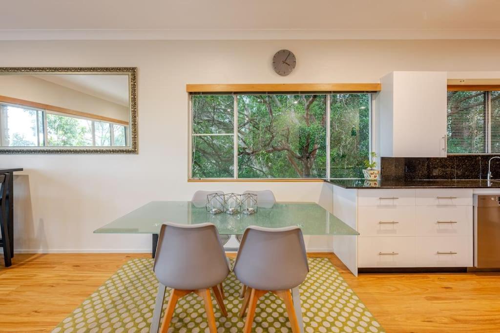 Apartment Hidden Escape With Stunning Ocean Views Gold Coast