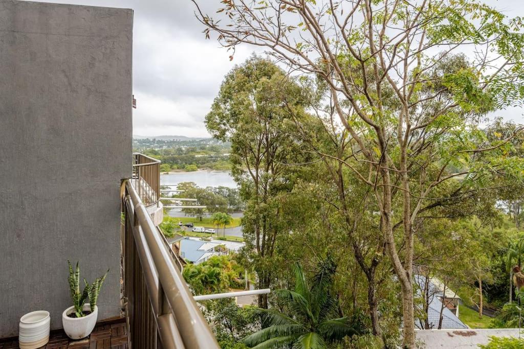 Hidden Escape With Stunning Ocean Views Apartment
