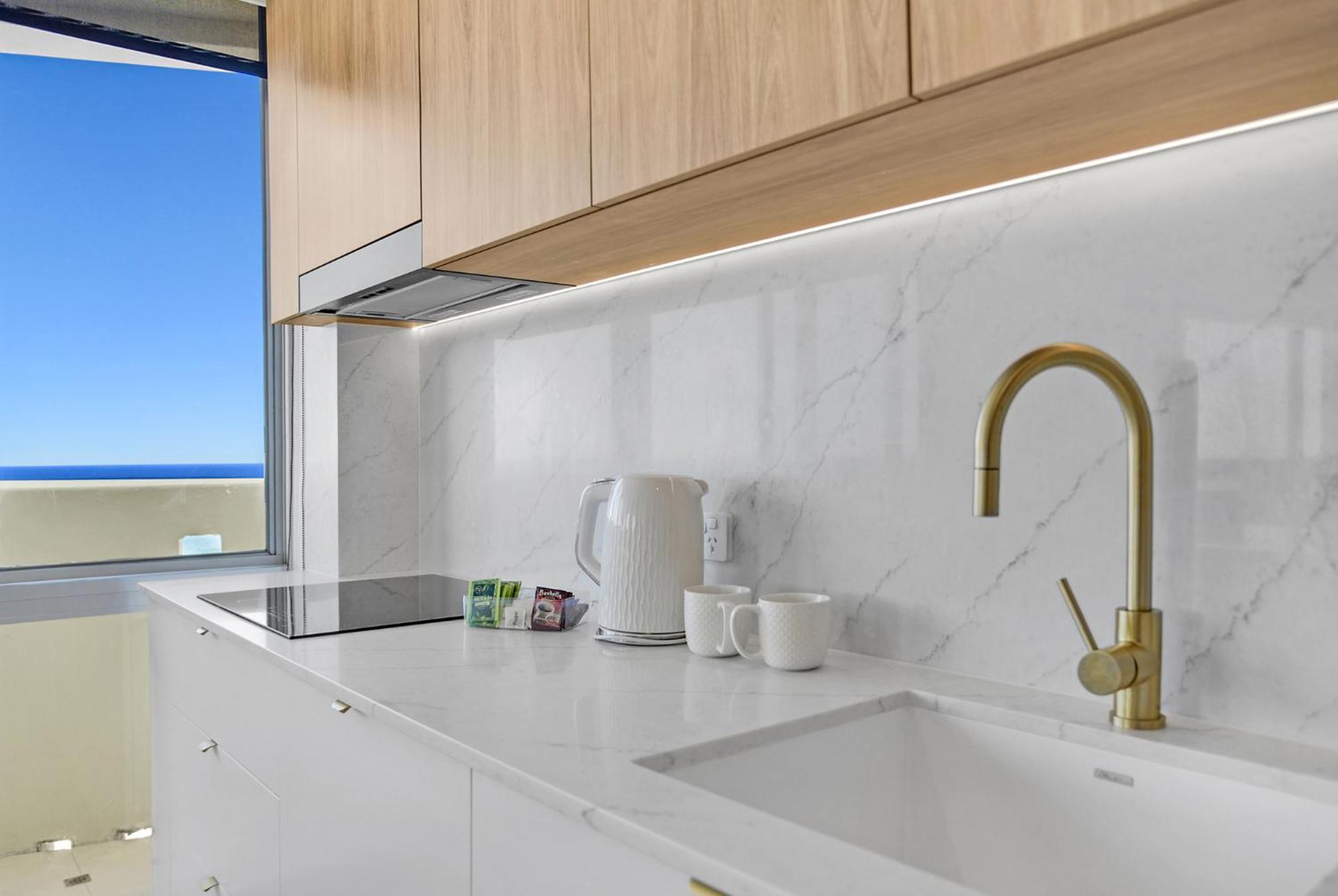 Breathtaking Ocean View & Beachside 3 Bedrooms
