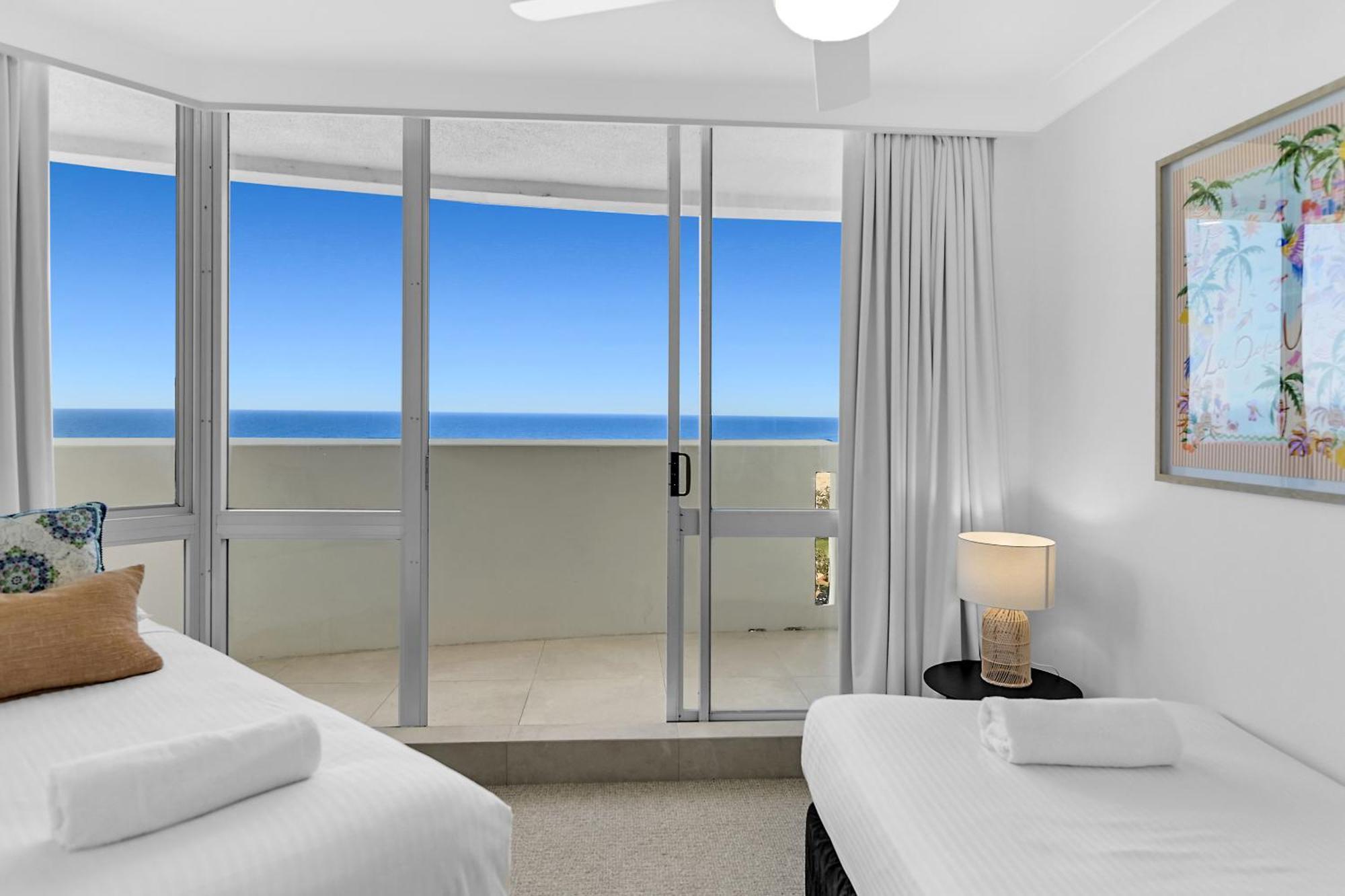 Breathtaking Ocean View & Beachside 3 Bedrooms