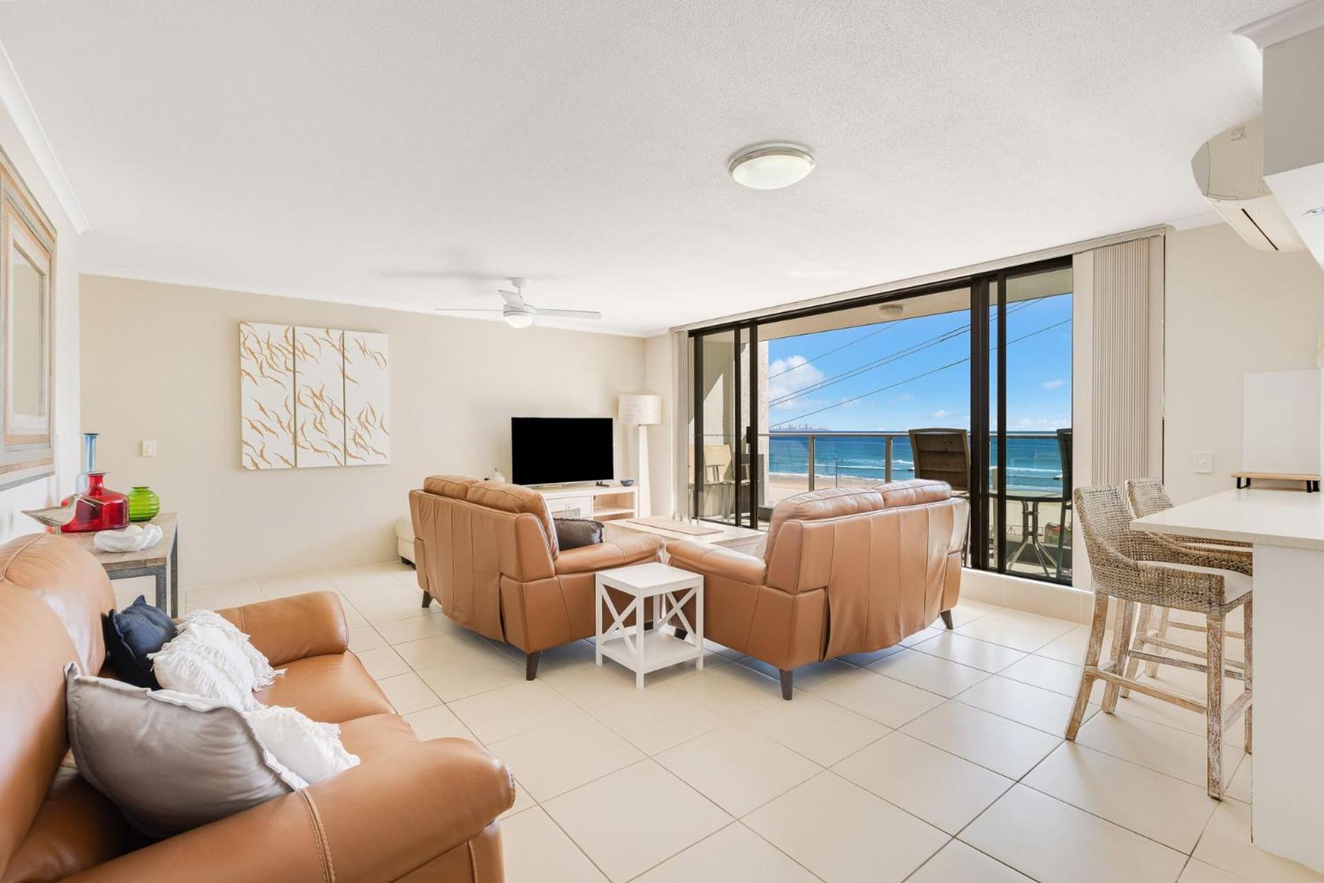 Kirra Gardens Unit 11 Apartment