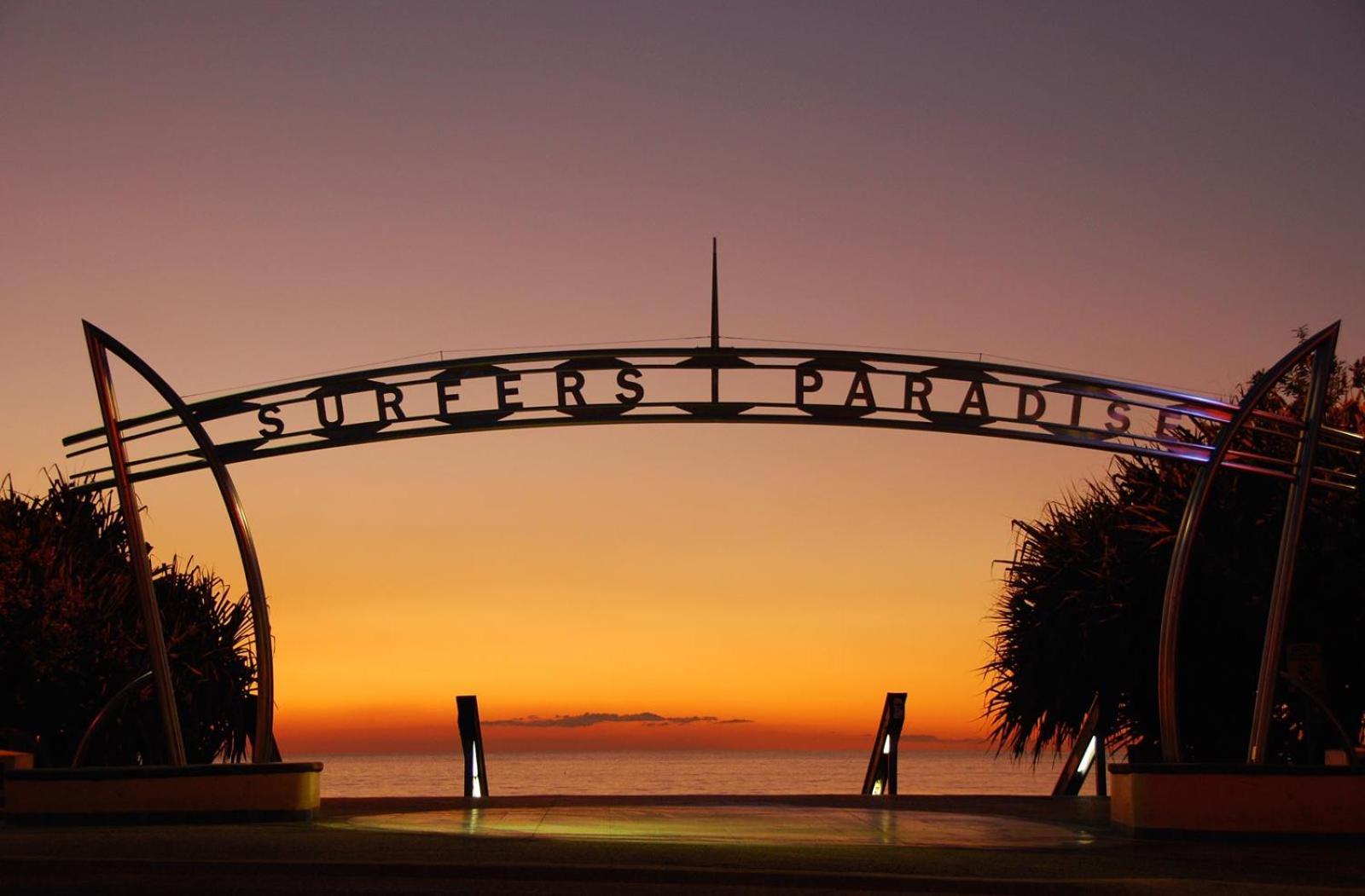 Ocean View Surfers Paradise *