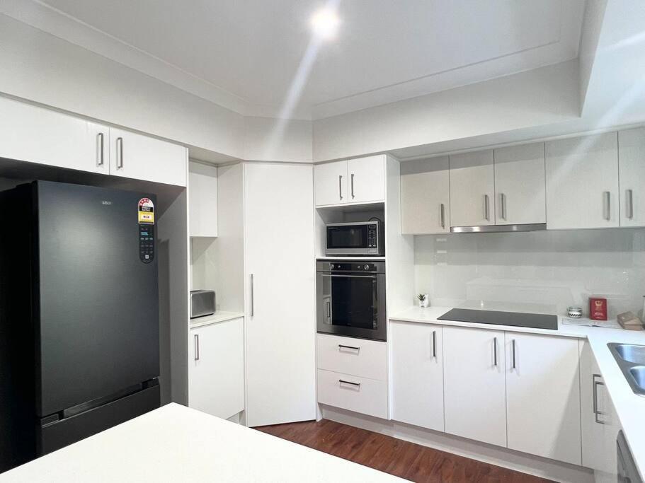 Holiday home Casa Cirrus 2- Newly Furnished Spacious 3 Bed Unit In A Duplex At Coomera Gold Coast