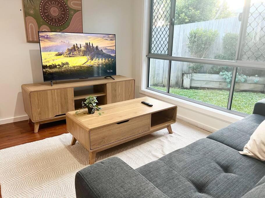 Casa Cirrus 2- Newly Furnished Spacious 3 Bed Unit In A Duplex At Coomera *