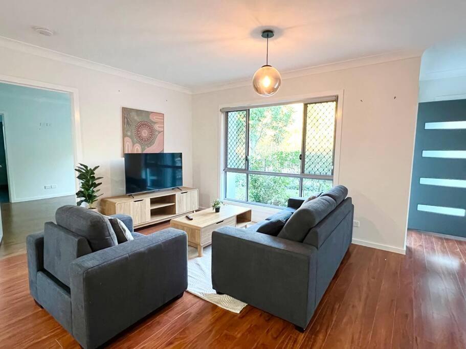 Casa Cirrus 2- Newly Furnished Spacious 3 Bed Unit In A Duplex At Coomera Holiday home *