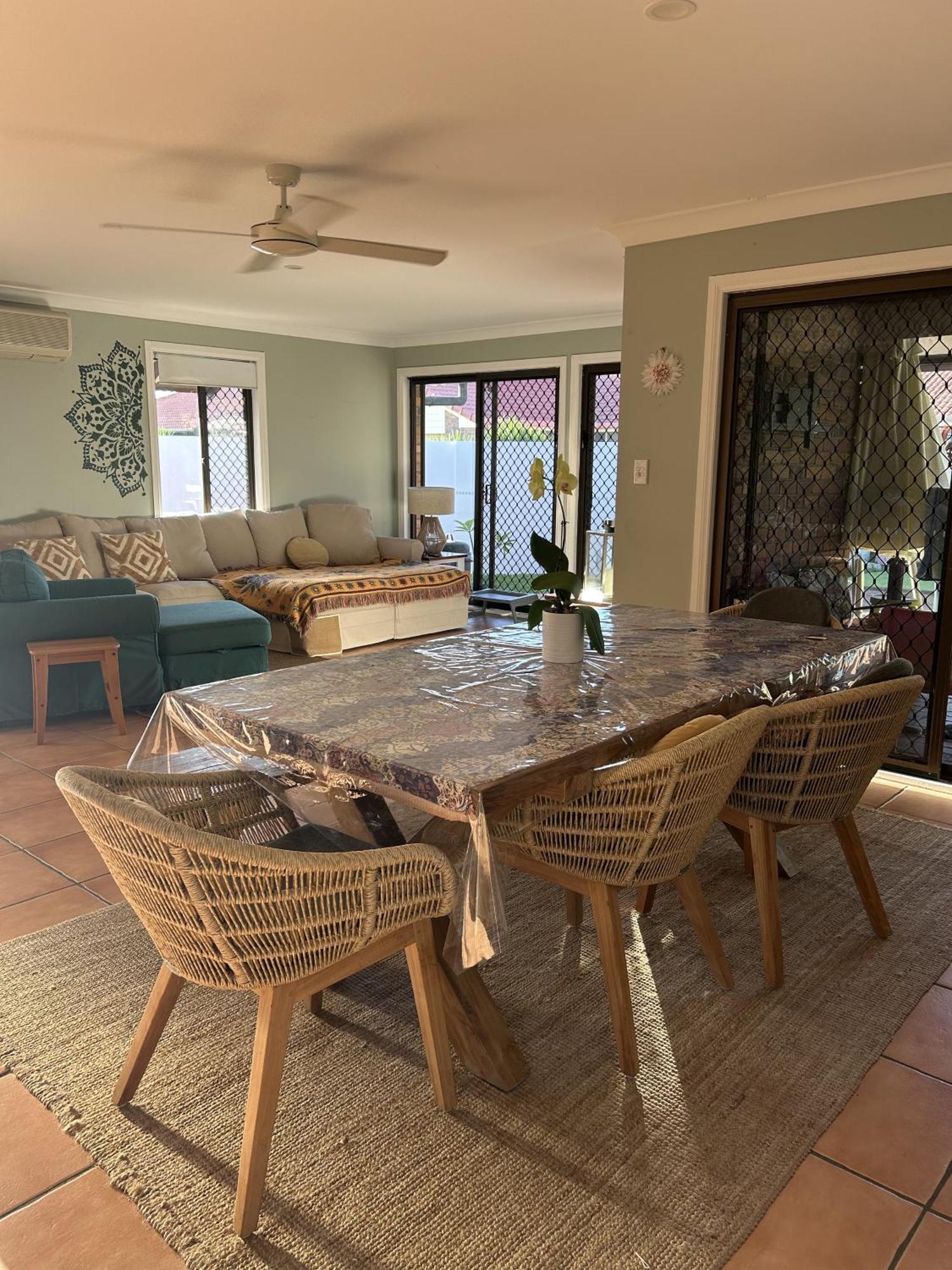 Burleigh Waters Seaside Heaven Gold Coast