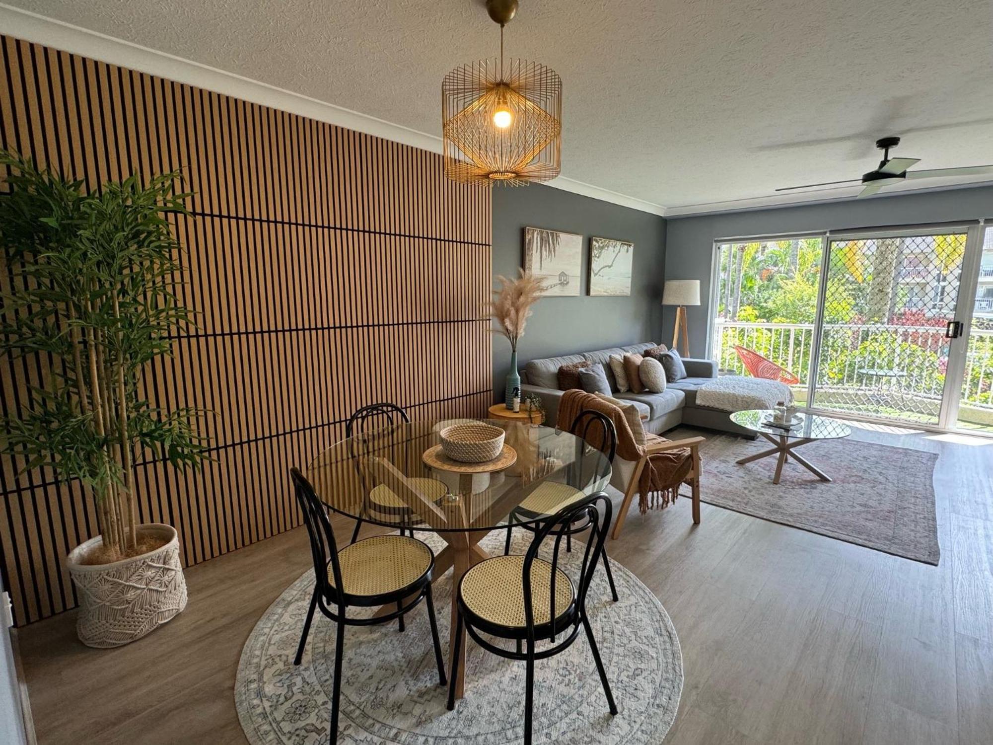 Mari Court Aparthotel
