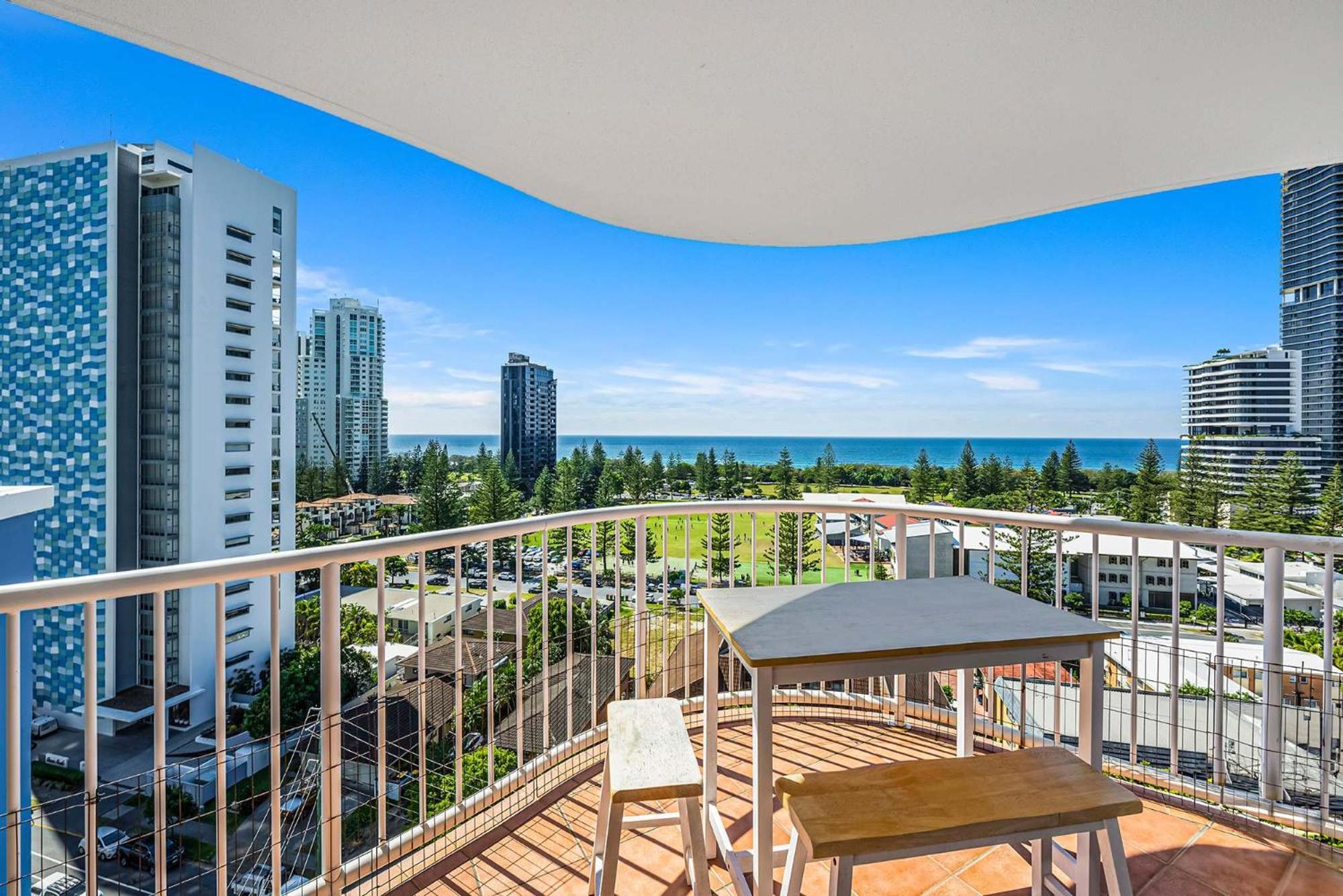 Apartment Oceanview In Complex Gold Coast