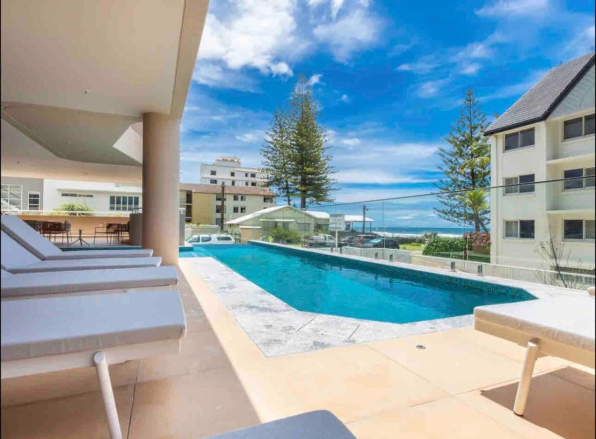 Apartment Three Bedroom Beachfront