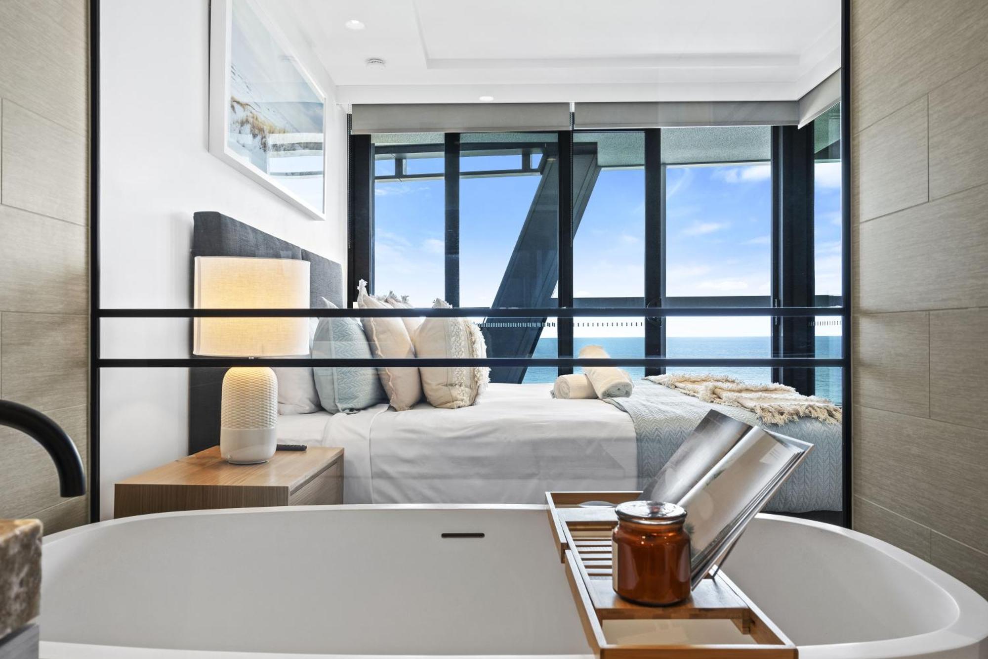 Luxury Units At The Jewel Residences - Q Apartment Gold Coast