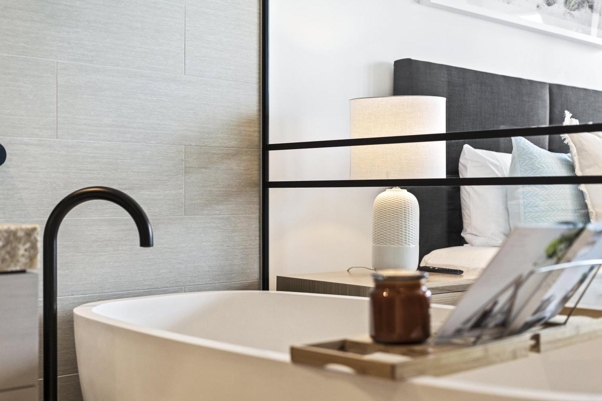 Luxury Units At The Jewel Residences - Q