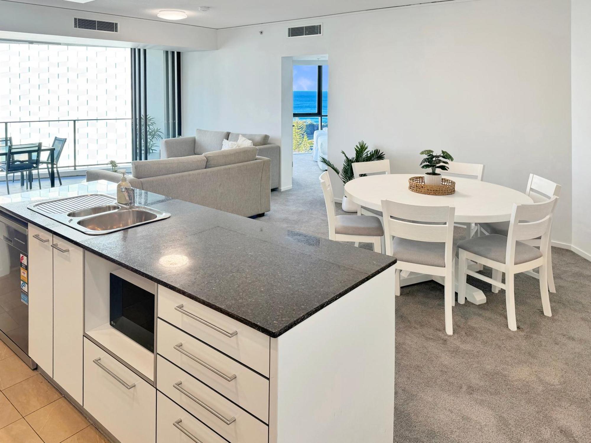 Apartment Sierra Grand 15th Floor Ocean Views Parking