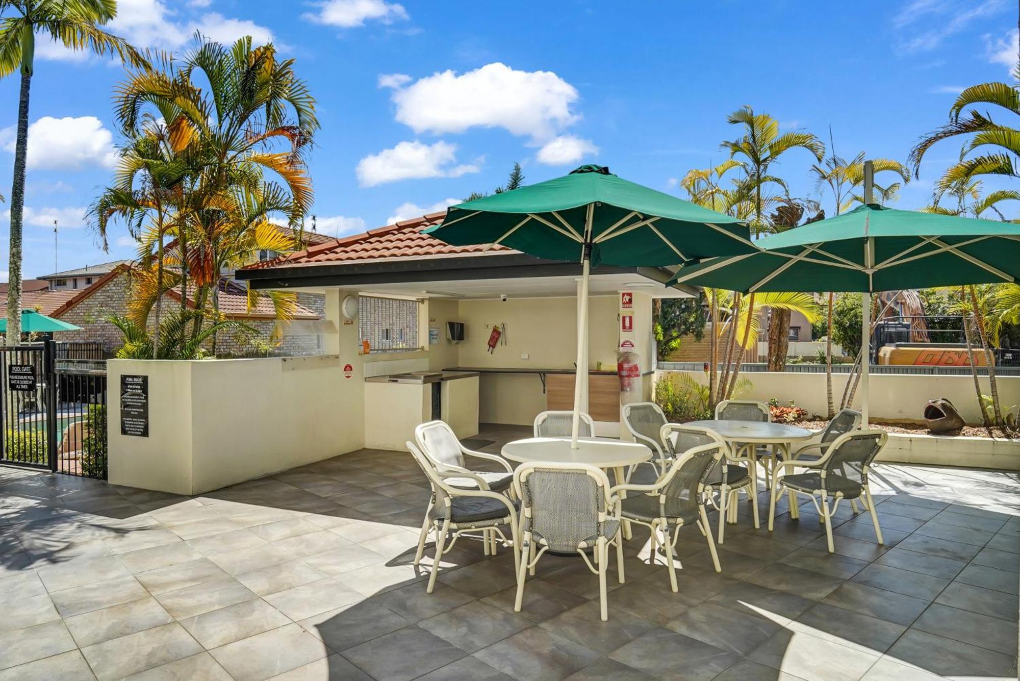 Windsurfer Aparthotel 4*