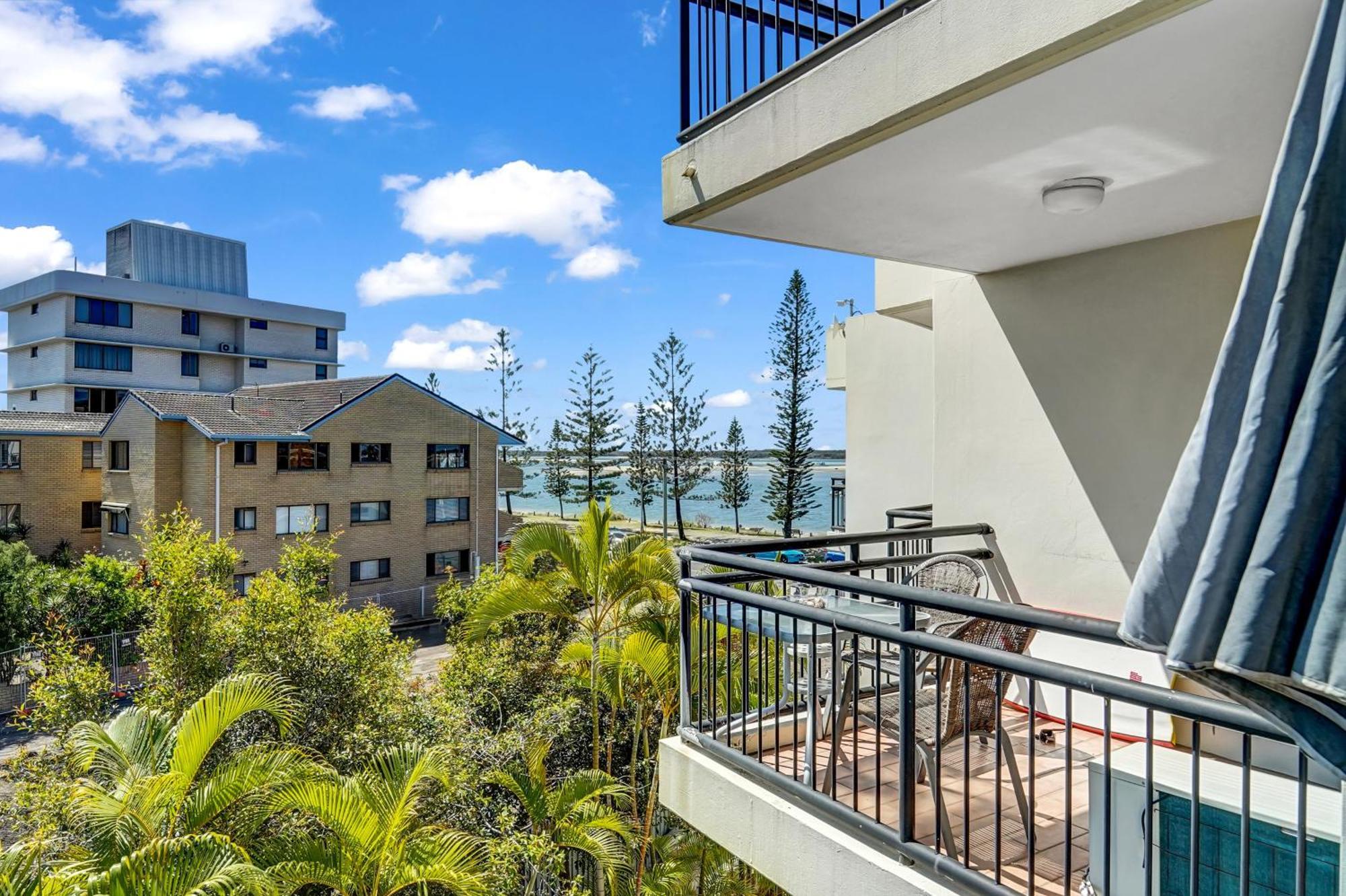 Aparthotel Windsurfer 4*