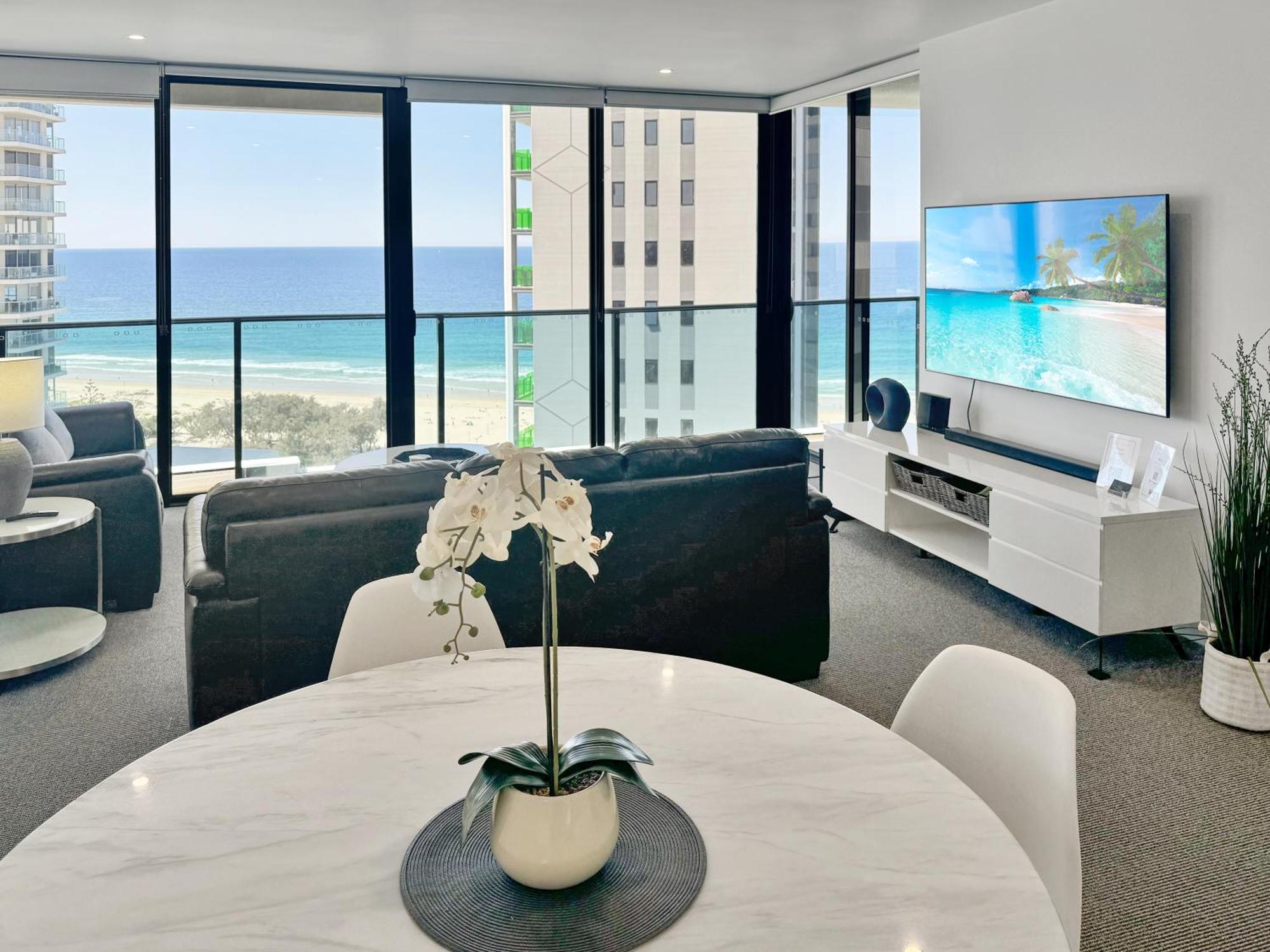Tower 1 Oracle 16th Floor Stunning Views Gold Coast