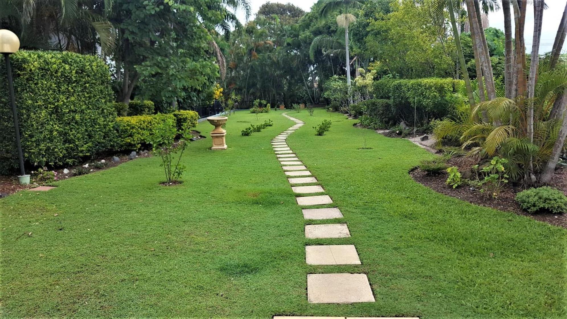 Quiet Location Close To It Apartment