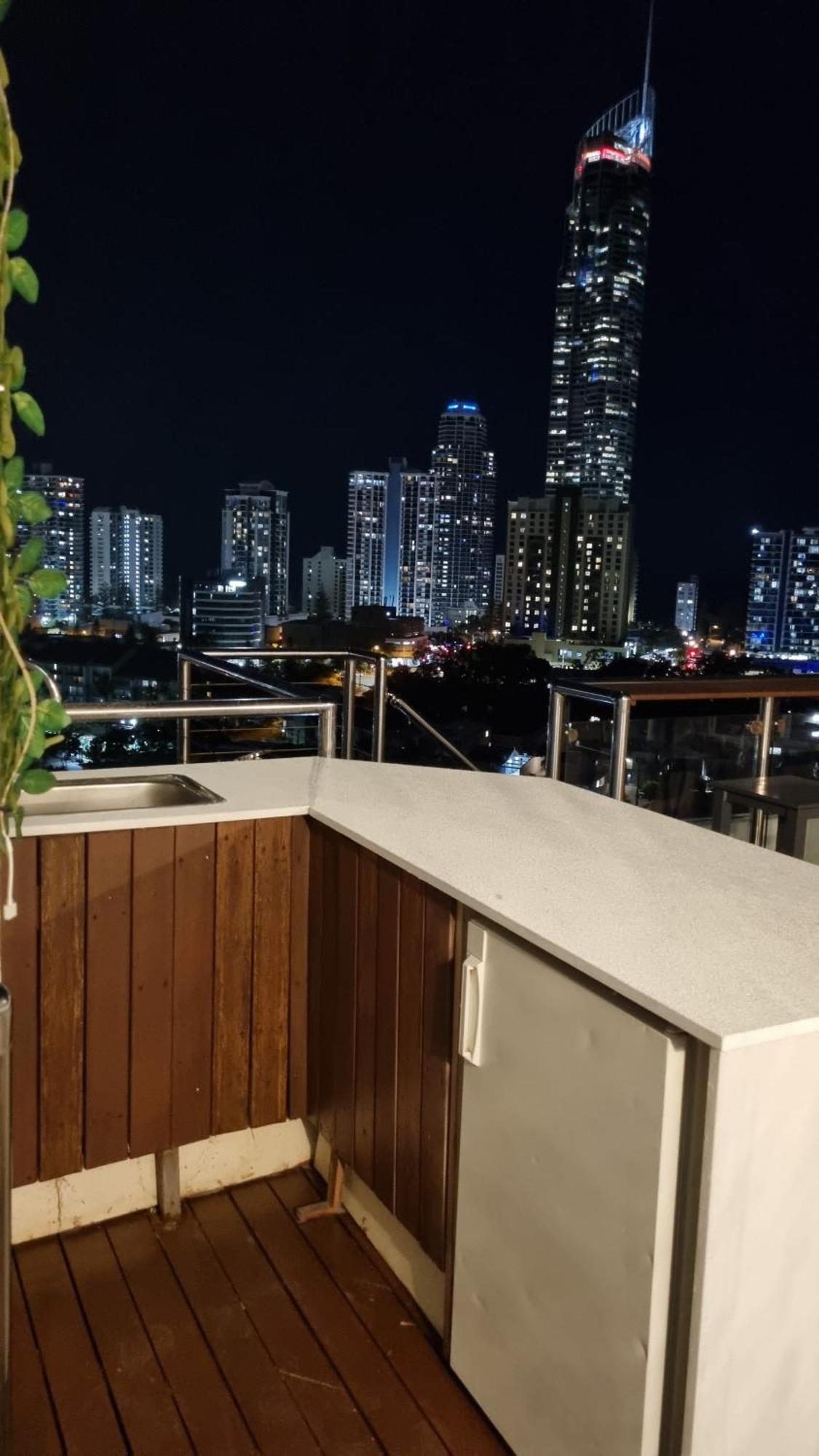Apartment Superior Penthouse In Surfers Paradise On The