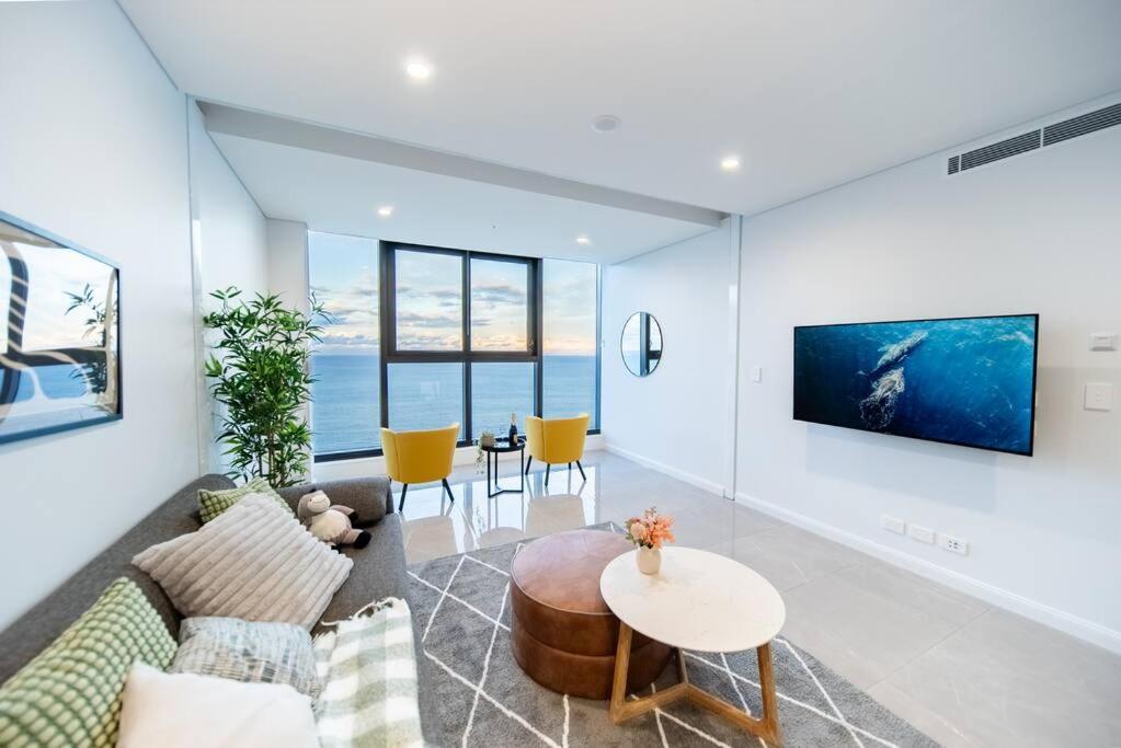 Sea Fever - Lv 65 Skyhome On Ocean Meriton Apartment *