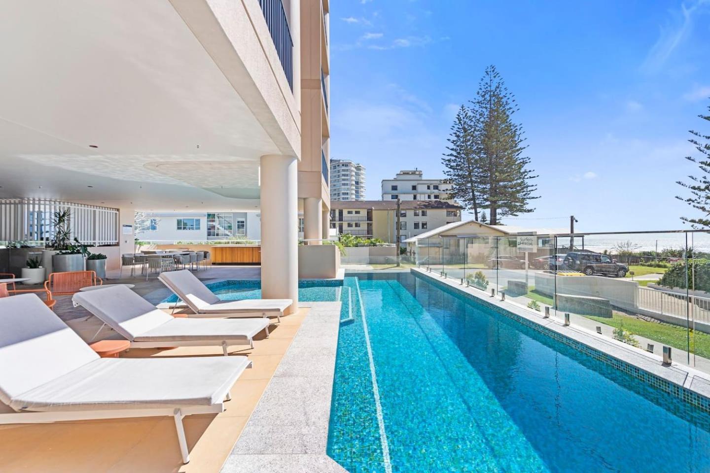 The Nordic Palm - Poolside Lounging By The Beach *