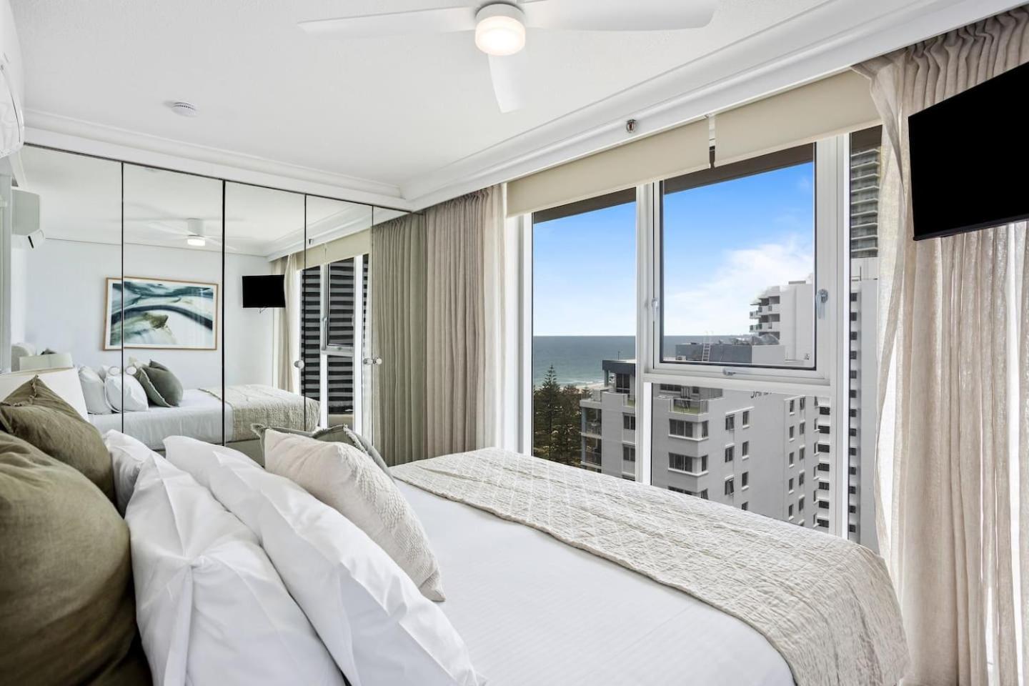 Apartamento Ocean's 14th - Beachfront Resort-style Living