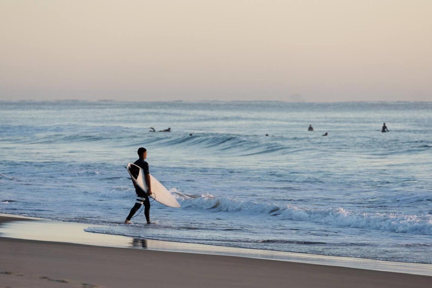 Apartment Marks Point - Living In The Heart Of Surfers *