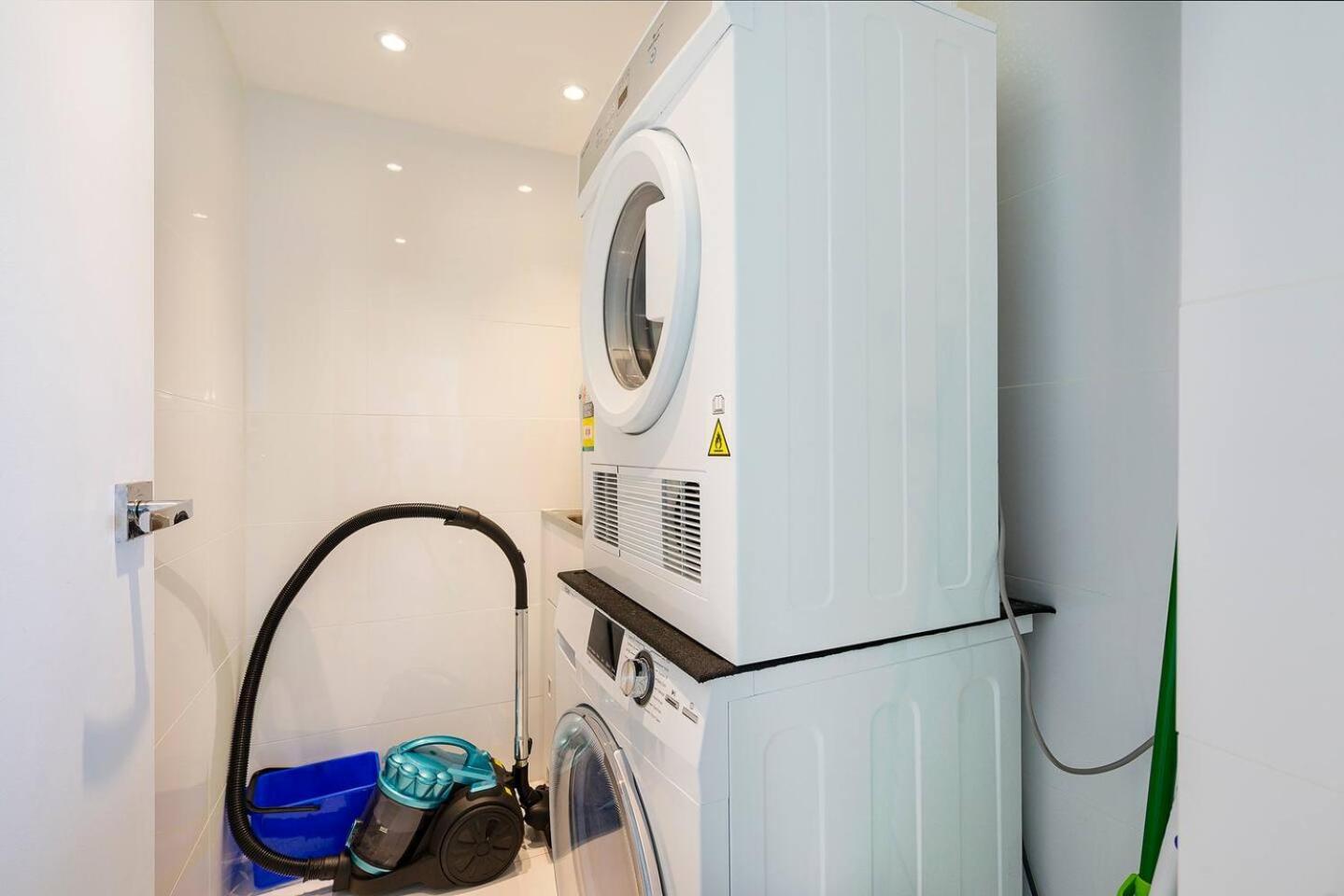 Apartment Marks Point - Living In The Heart Of Surfers *
