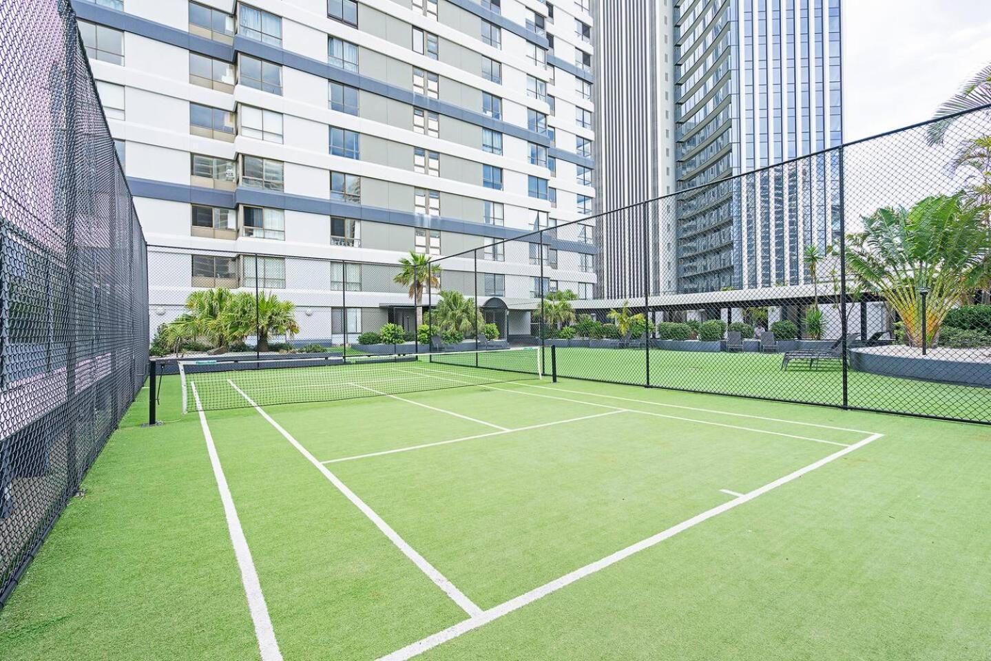 Apartment Marks Point - Living In The Heart Of Surfers *
