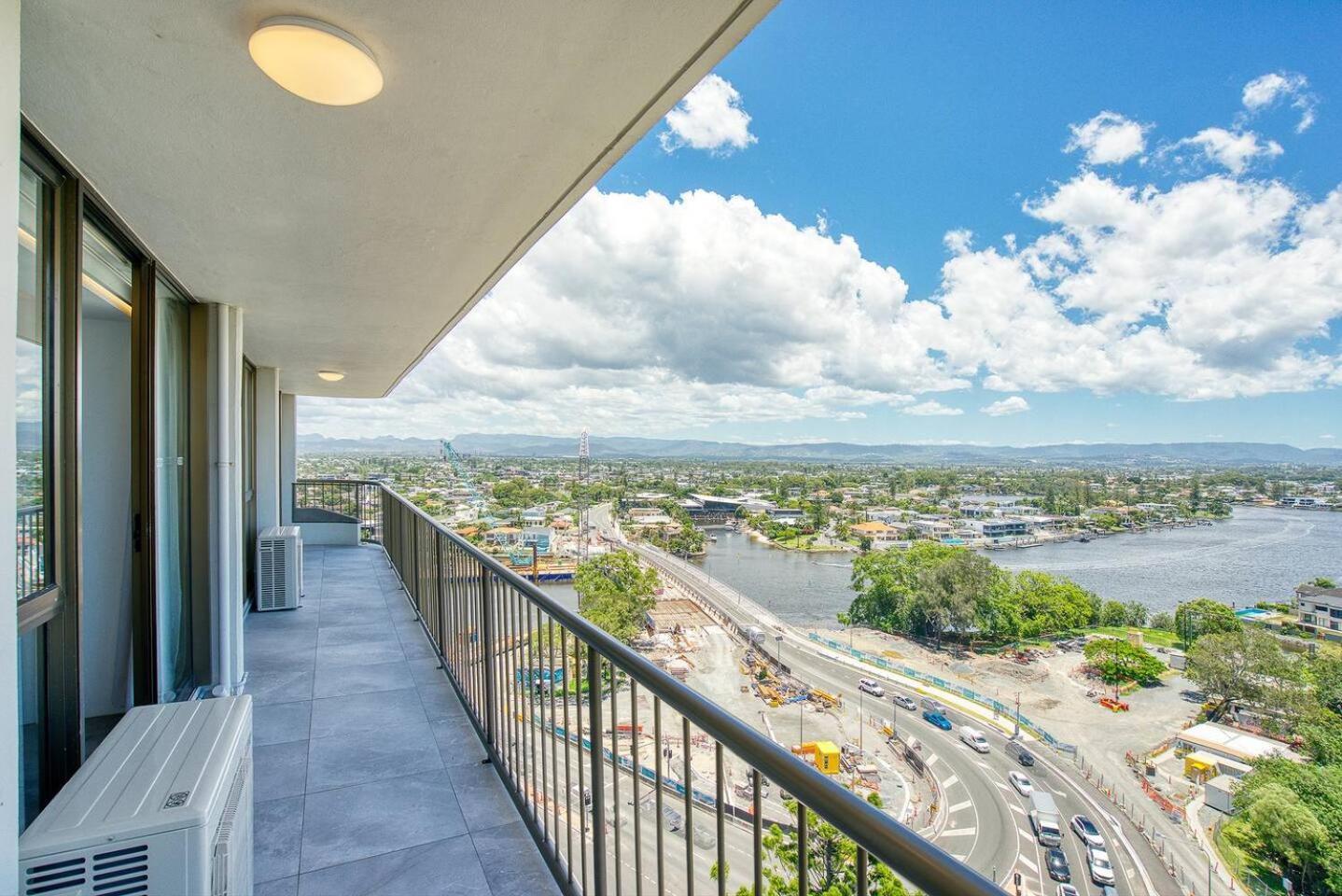 Apartamento Paradise Bound - And Modern At Surfers