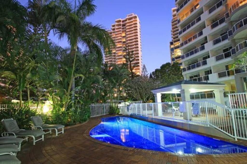 Apartment Oscar On Main 2b - Heart Of Main Ocean Views