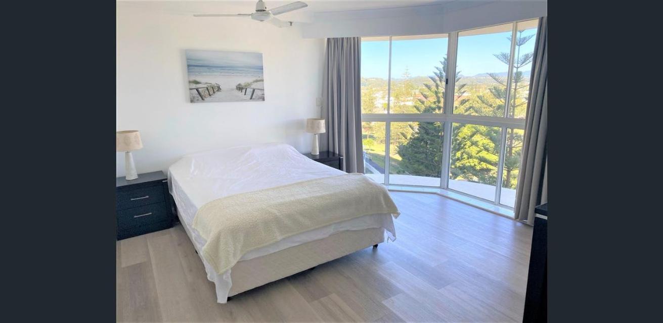 Burleigh Surf Aparthotel