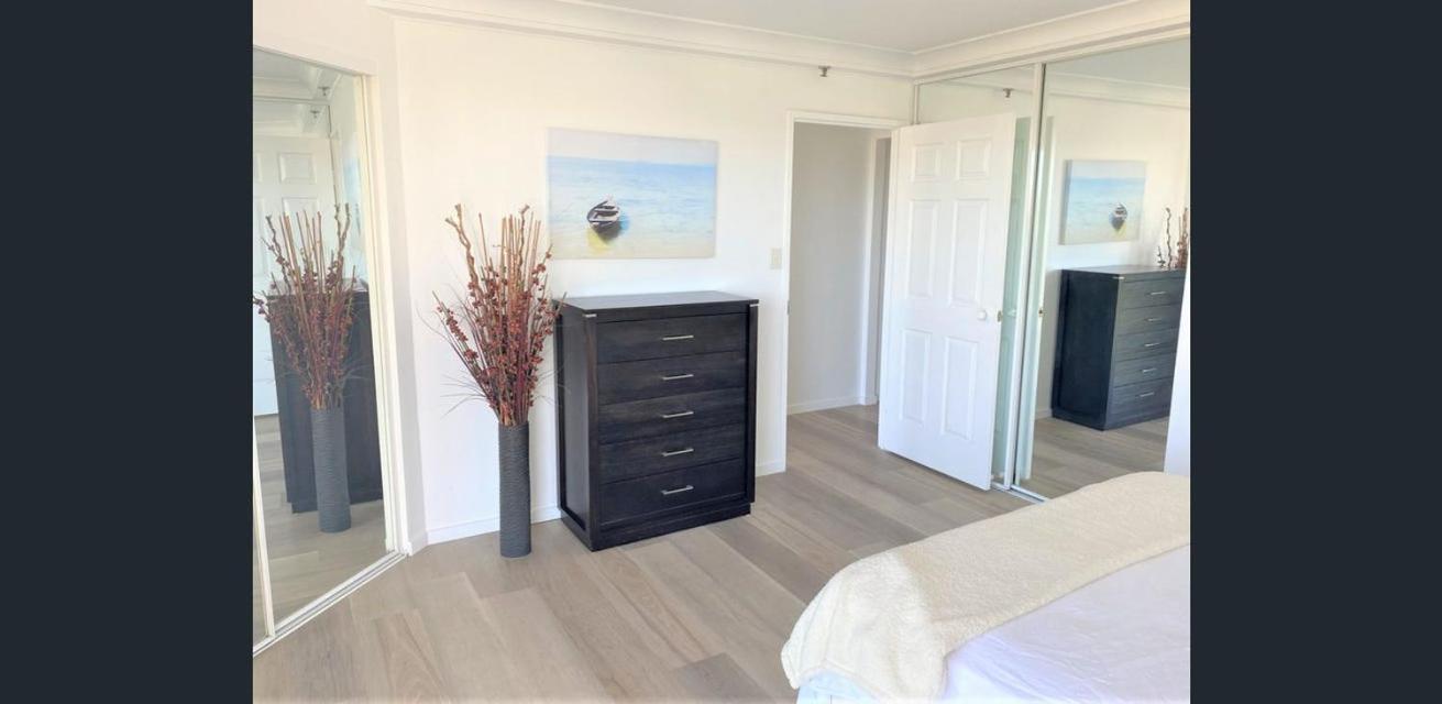 Aparthotel Burleigh Surf 4*