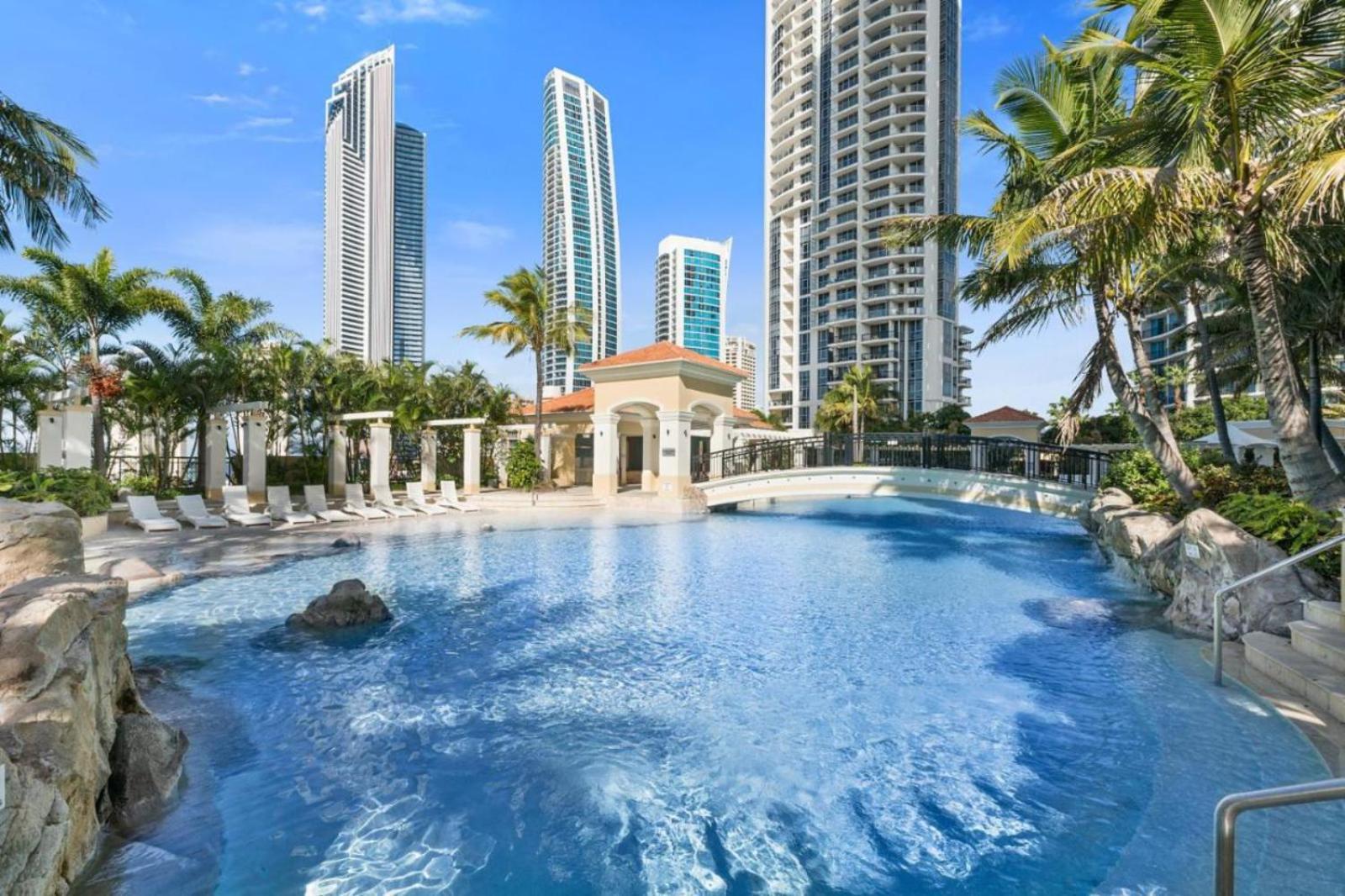 Tropical Luxurious Retreat Apartment Gold Coast