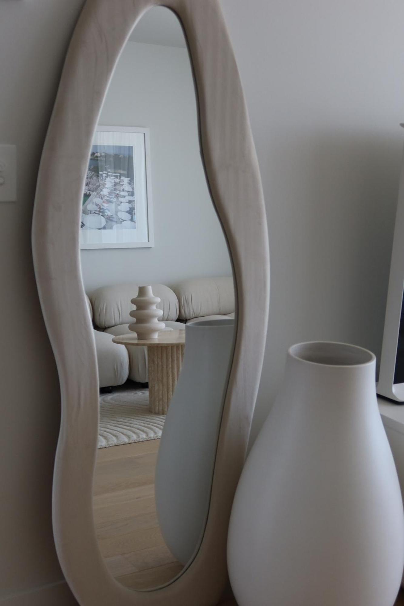 Luxury Palm 1 Bedroom In The Village Apartment Gold Coast