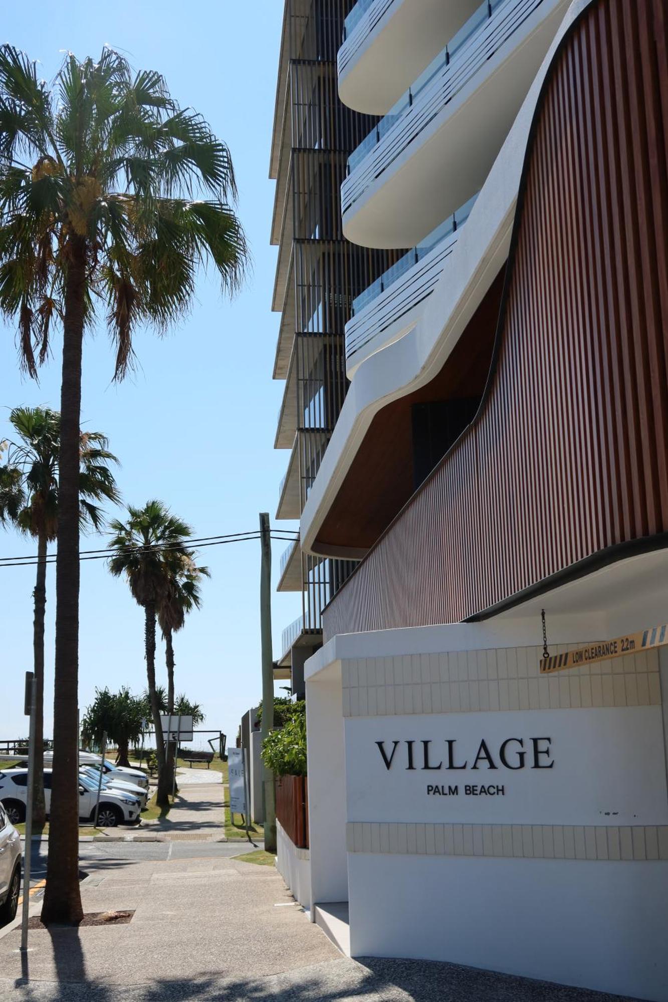 Apartment Luxury Palm 1 Bedroom In The Village Gold Coast