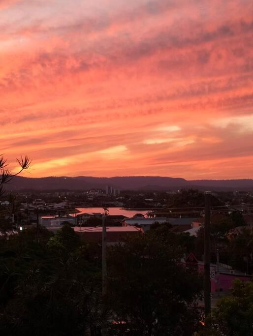 Beach, Bars, Brunch - Burleigh * Gold Coast
