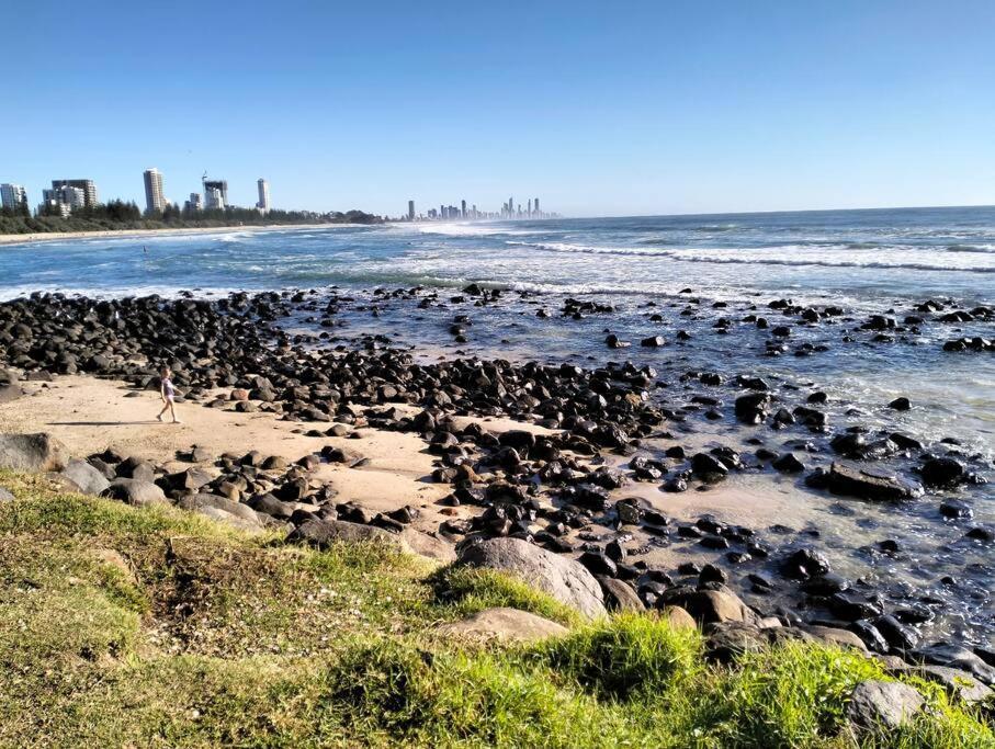 Apartment Beach, Bars, Brunch - Burleigh *