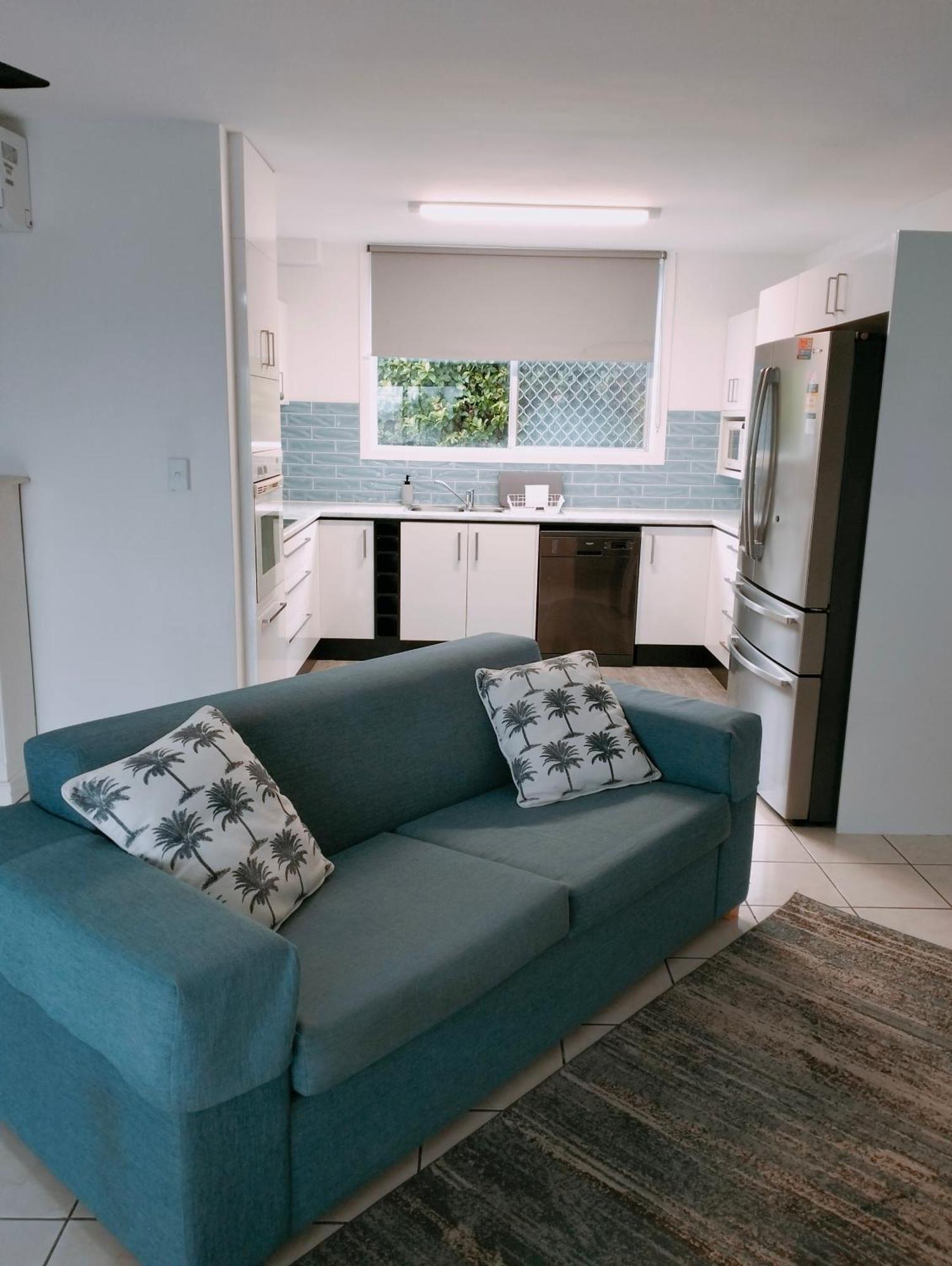 Beach, Bars, Brunch - Burleigh * Gold Coast
